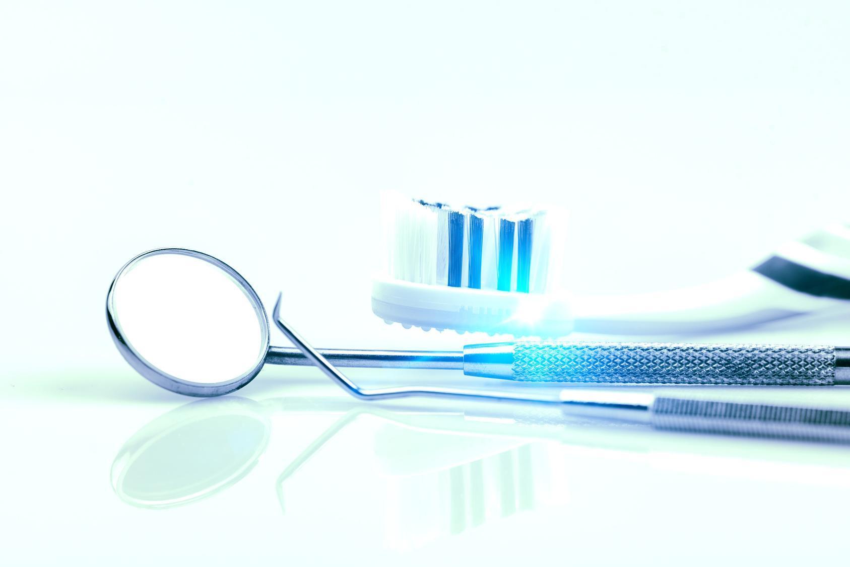 Przybory i narzedzia dentystyczne
